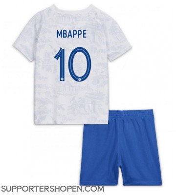 Frankrike Kylian Mbappe #10 Bortatröja Barn VM 2022 Kortärmad (+ korta byxor)